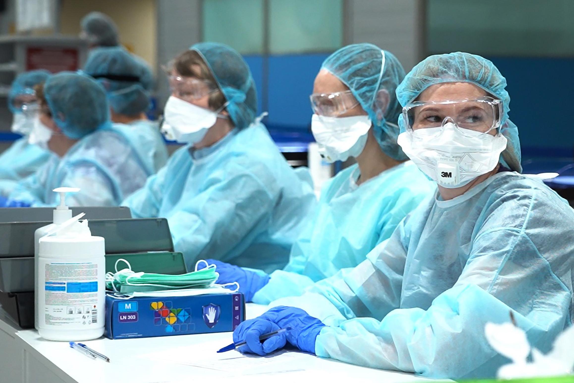 covid doctor11